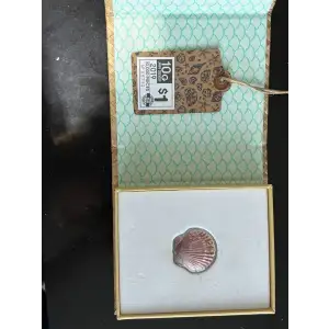 2019 $1 Fiji Castaway Collection Sea Shells Scallop 10g .999 Silver Box and COA (2)